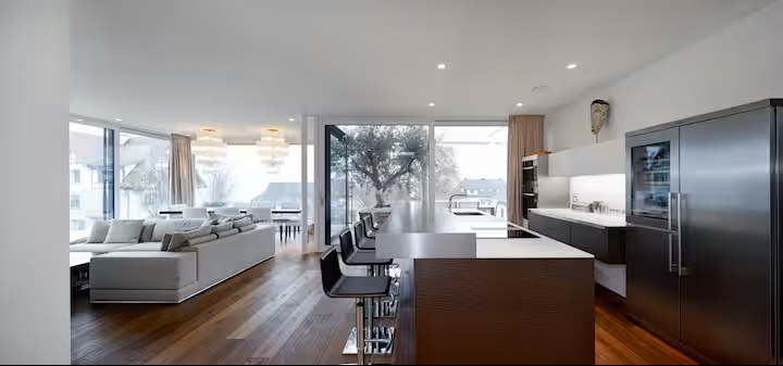 Standard photo of an open kitchen